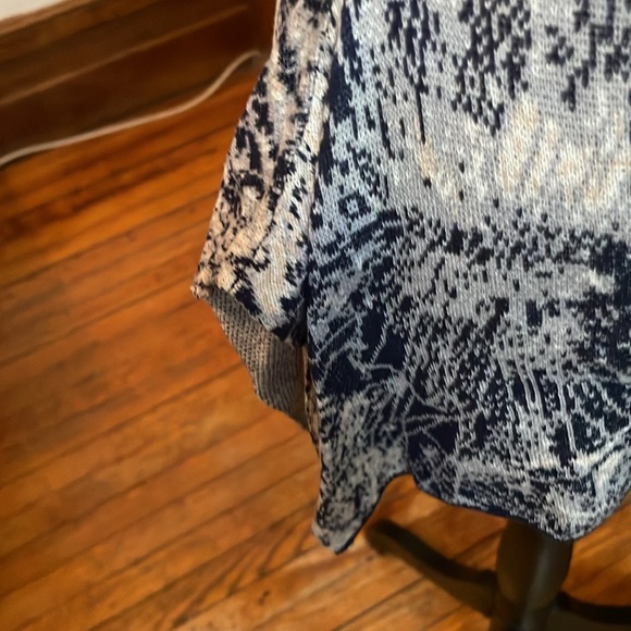 BCBG Maxazria Silk Sweater - Picture 6 of 11